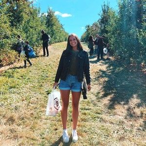 Meet your Posher, Meredith